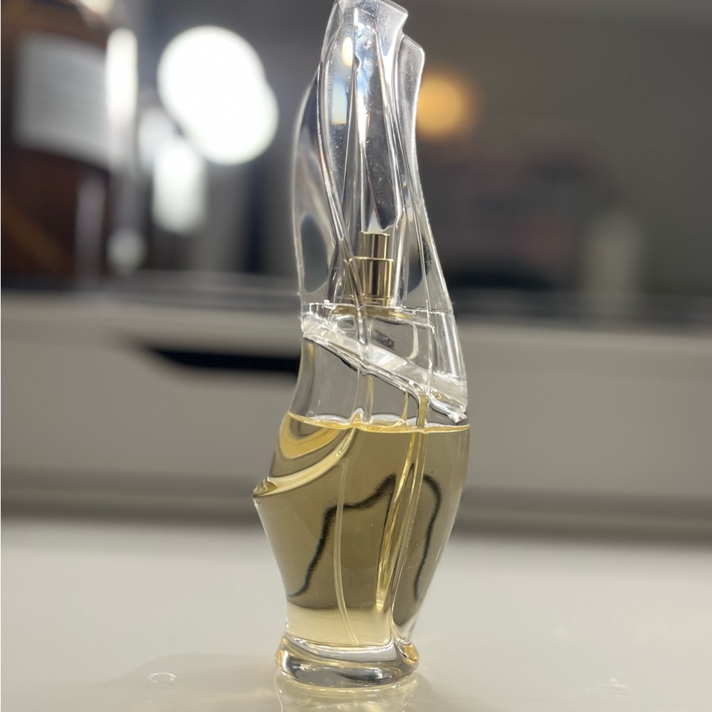 Donna Karan cashmere mist 3.4 fl oz gold Perfume Bottle like new